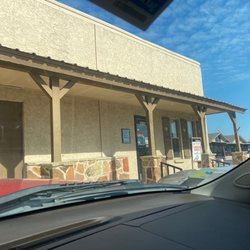 Hoegemeyer Animal Clinic - Check in process is from parking lot.