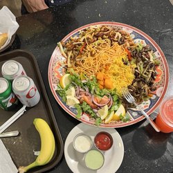 Faridas Somalian Cuisine - "2 Person or More Sports Plate," Sambusas, bananas, watermelon drink, mango drink, buttermilk dip, ketchup, & green chutney dip