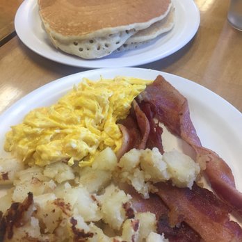 Griddlecakes - American Near Me - Las Vegas, Nevada Griddlecakes - American Near Me - Las Vegas, Nevada