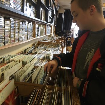 Val's Halla Records - Music & DVDs Near Me - Oak Park, Illinois