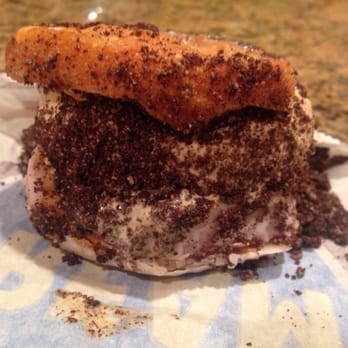 CREAM - Do'Sant Ice Cream Sandwich (Flaky Glazed Donut Croissant Filled w/Coffee Ice Cream & Cookies n Cream Topping) - Ice Cream & Frozen Yogurt Near Me - San Jose, California