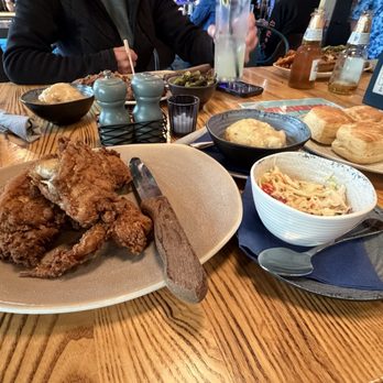 Smuggler's North Shore - 8 piece Chicken Dinner - Bars Near Me - Newaygo, Michigan Smuggler's North Shore - 8 piece Chicken Dinner - Bars Near Me - Newaygo, Michigan
