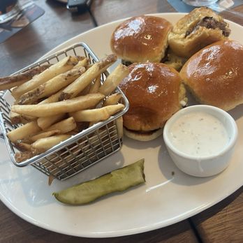 Yard House - Sliders - Bars Near Me - Tampa, Florida Yard House - Sliders - Bars Near Me - Tampa, Florida