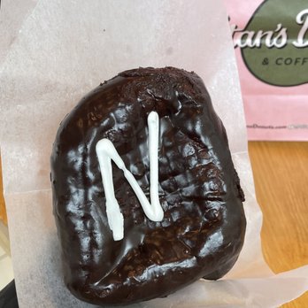Stan's Donuts & Coffee - Coffee & Tea Near Me - Chicago, Illinois Stan's Donuts & Coffee - Coffee & Tea Near Me - Chicago, Illinois