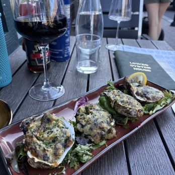 Lewes Oyster House - Seafood Near Me - Lewes, Delaware