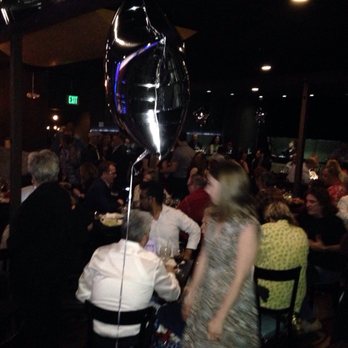 Vitello's Restaurant - Full house. - Italian Near Me - Studio City, California Vitello's Restaurant - Full house. - Italian Near Me - Studio City, California