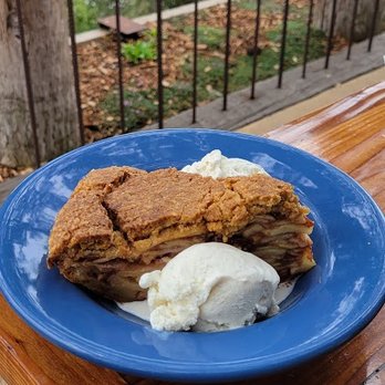 Nepenthe - Deep Dish Apple Pie - New American Near Me - Big Sur, California