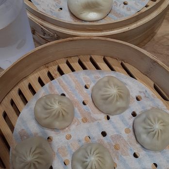 Dough Zone Dumpling House - Soup dumplings (bottom) and buns (top) - Dim Sum Near Me - San Jose, California Dough Zone Dumpling House - Soup dumplings (bottom) and buns (top) - Dim Sum Near Me - San Jose, California