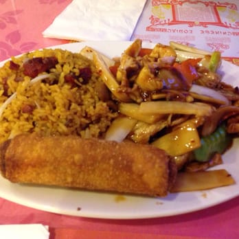 Changs Chinese Restaurant - Szechuan chicken combo dinner for $10.99. To me it was just Typical American-Chinese food. - Chinese Near Me - Miami, Florida Changs Chinese Restaurant - Szechuan chicken combo dinner for $10.99. To me it was just Typical American-Chinese food. - Chinese Near Me - Miami, Florida