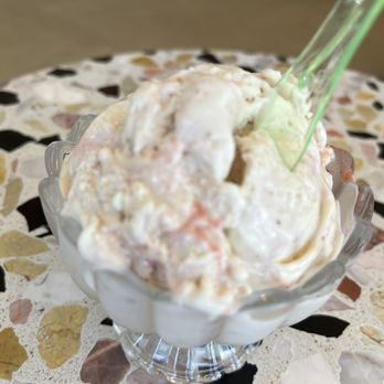 Dom’s Creamery - PB & J - Ice Cream & Frozen Yogurt Near Me - Avon, Connecticut Dom’s Creamery - PB & J - Ice Cream & Frozen Yogurt Near Me - Avon, Connecticut