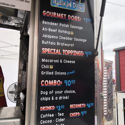 Tiki Pete's Alaskan Dogs - Menu