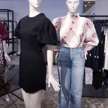 Nordstrom Fashion Valley - No mask? LOL - Women's Clothing Near Me - San Diego, California Nordstrom Fashion Valley - No mask? LOL - Women's Clothing Near Me - San Diego, California