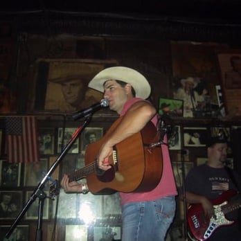Legends Corner - Bars Near Me - Nashville, Tennessee