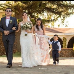 Rancho el Parral - Coming out of the house