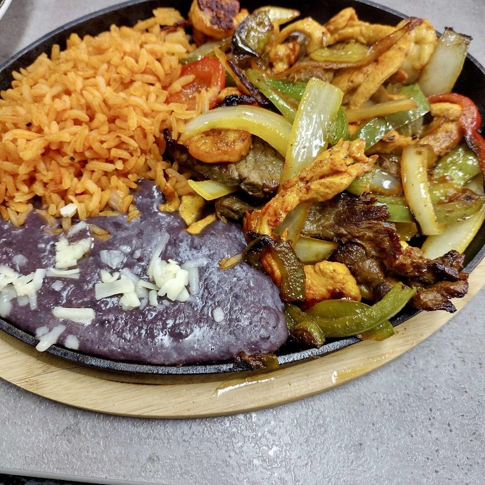 Latin Fusion - Honduran Near Me - Joplin, Missouri