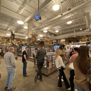 Scheels - Guns & Ammo - Golf Equipment Near Me - Tulsa, Oklahoma