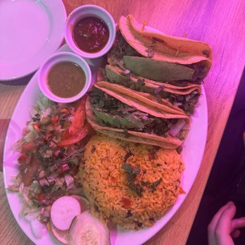 McCoco’s Caribbean Restaurant - Mexican Near Me - West Allis, Wisconsin