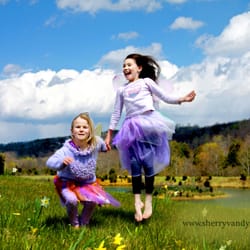 Sherry Van Dyke Photography - Joy on a Hillside