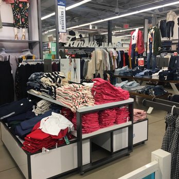 Old Navy - Slowest Old Navy ever!!! - Children's Clothing Near Me - Staten Island, New York