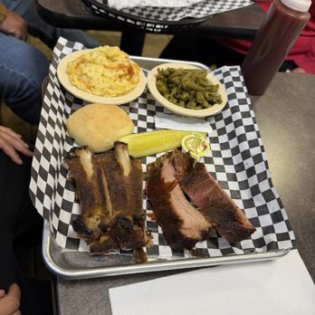 Smith And Betts Barbecue - 4 rib dinner - Barbeque Near Me - Springdale, Arkansas