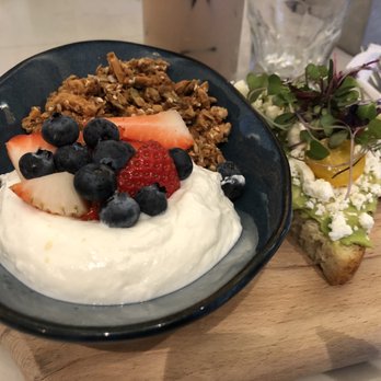 Bluestone Lane Upper West Side Café - Brekkie Board with gluten free bread - Coffee & Tea Near Me - New York, New York