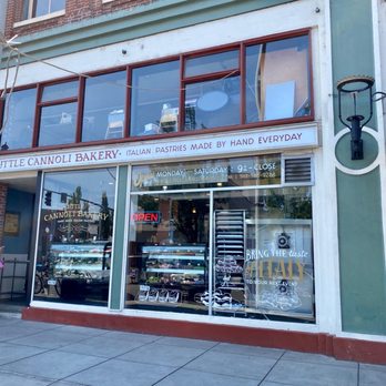 Little Cannoli Bakery - Storefront - Coffee & Tea Near Me - Salem, Oregon