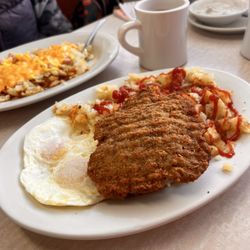 Eat N Run - Chicken fried steak.