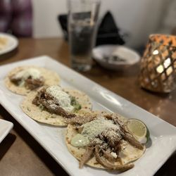 HG Bistro - Pulled pork street tacos