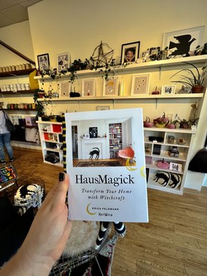 HausWitch Home + Healing by null