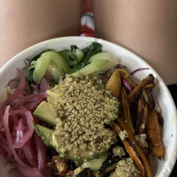 Broth Cafe at Alive & Well - The Green Bowl - Juice Bars & Smoothies Near Me - Kahului, Hawaii Broth Cafe at Alive & Well - The Green Bowl - Juice Bars & Smoothies Near Me - Kahului, Hawaii