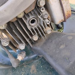 Zerr'small Engine - This is what happened when i was mowing with my "unrepairable" lawnmower the day after i picked it up