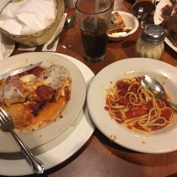 The Golden Pub - Omg... The wrong pasta noodles were used, the chicken tasted OLD and very horrible, the sauce was VERY watered down. - American Near Me - Saddle Brook, New Jersey