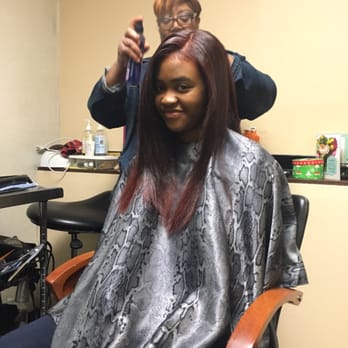 Professional Touch Salon - Hair Salons Near Me - Saint Louis, Missouri