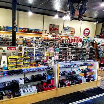 LITTLE BRO'S SMOKE SHOP - Updated May 2026 - 1329 Youngstown Rd SE, Warren,  Ohio - Vape Shops - Phone Number - Yelp