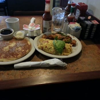 Bill's Cafe - All build your own omelet and banana pancakes was very delightful.. - American Near Me - San Jose, California
