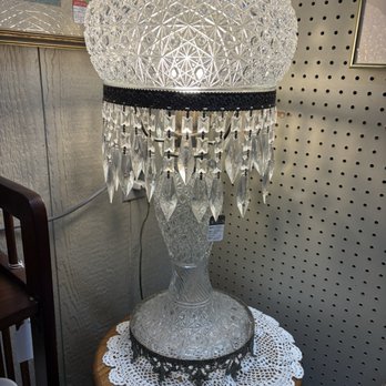 Springfield Antique Center - Cool lamp - Antiques Near Me - Springfield, Ohio