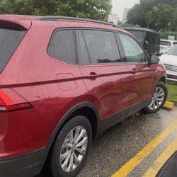 5ive Rent a car - Very nice and clean suv rental car