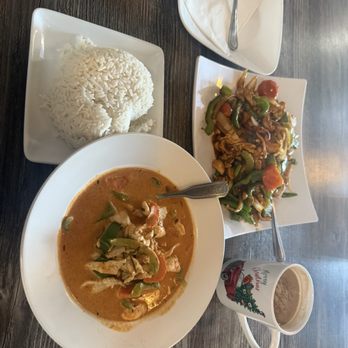 Jaruwan Thai Restaurant - Thai Near Me - South Gate, California Jaruwan Thai Restaurant - Thai Near Me - South Gate, California