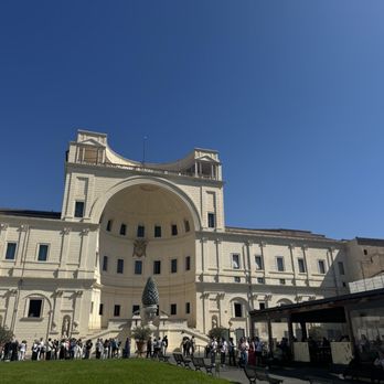 Musei Vaticani - Museums Near Me - Rome, RM