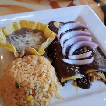 Senor Tequila's - Enchiladas de Mole Lunch - Mexican Near Me - Ashburn, Virginia Senor Tequila's - Enchiladas de Mole Lunch - Mexican Near Me - Ashburn, Virginia