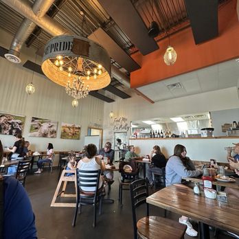 Perky Beans Coffee & PB Cafe - Lovely dining area - Coffee & Tea Near Me - Leander, Texas Perky Beans Coffee & PB Cafe - Lovely dining area - Coffee & Tea Near Me - Leander, Texas