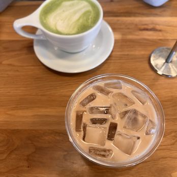 Breakaway Cafe - Iced Mocha with oatmilk Matcha latte with vanilla sweetener - Cafes Near Me - Culver City, California Breakaway Cafe - Iced Mocha with oatmilk Matcha latte with vanilla sweetener - Cafes Near Me - Culver City, California