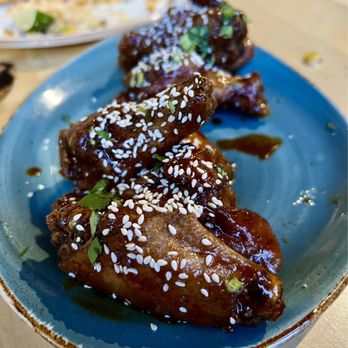 Kitchen Social - Confit chicken wings - Cocktail Bars Near Me - Beachwood, Ohio Kitchen Social - Confit chicken wings - Cocktail Bars Near Me - Beachwood, Ohio