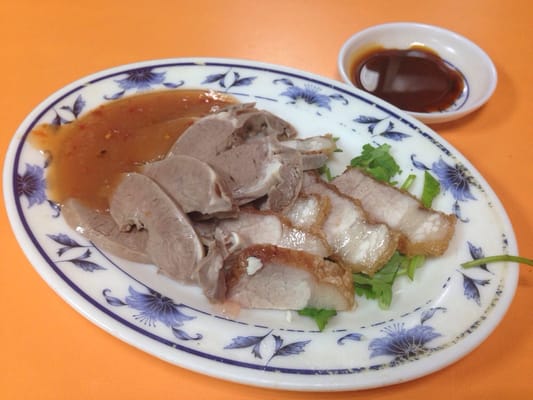 Mai Mien Yen Tsai by null