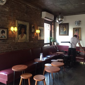 Dolly's Swing & Dive - Dive Bars Near Me - Brooklyn, New York