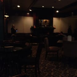 Vintage Lounge - Fireplace area