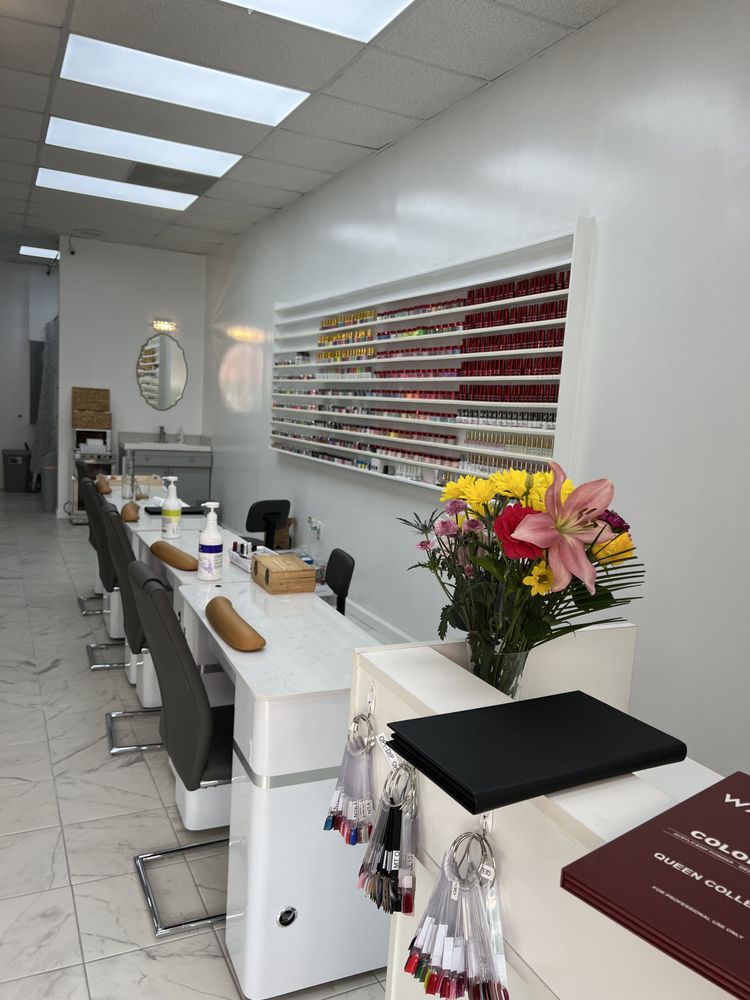 ELEGANT NAILS Updated July 2024 157 Power Center Dr, Dawsonville, Nail Technicians