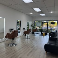 Threading Studio - Inside the studio