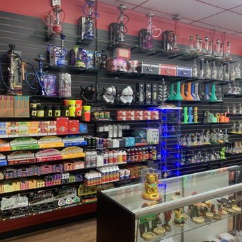 KING TOBACCO - Updated June 2026 - 57 Photos - 2800 Grand Ave, Fort Smith,  Arkansas - Tobacco Shops