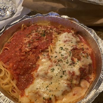 Brooklyn Joe's - Chicken Parm, garlic knots and salad - Pizza Near Me - Stuart, Florida